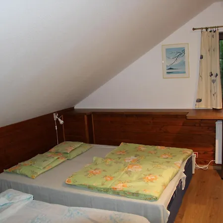 Czar Jezioraka - Pod Dobra Nuta